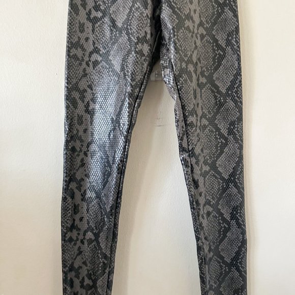 Commando Reptile Embossed Faux Leather Leggings Size Small - Picture 4 of 7